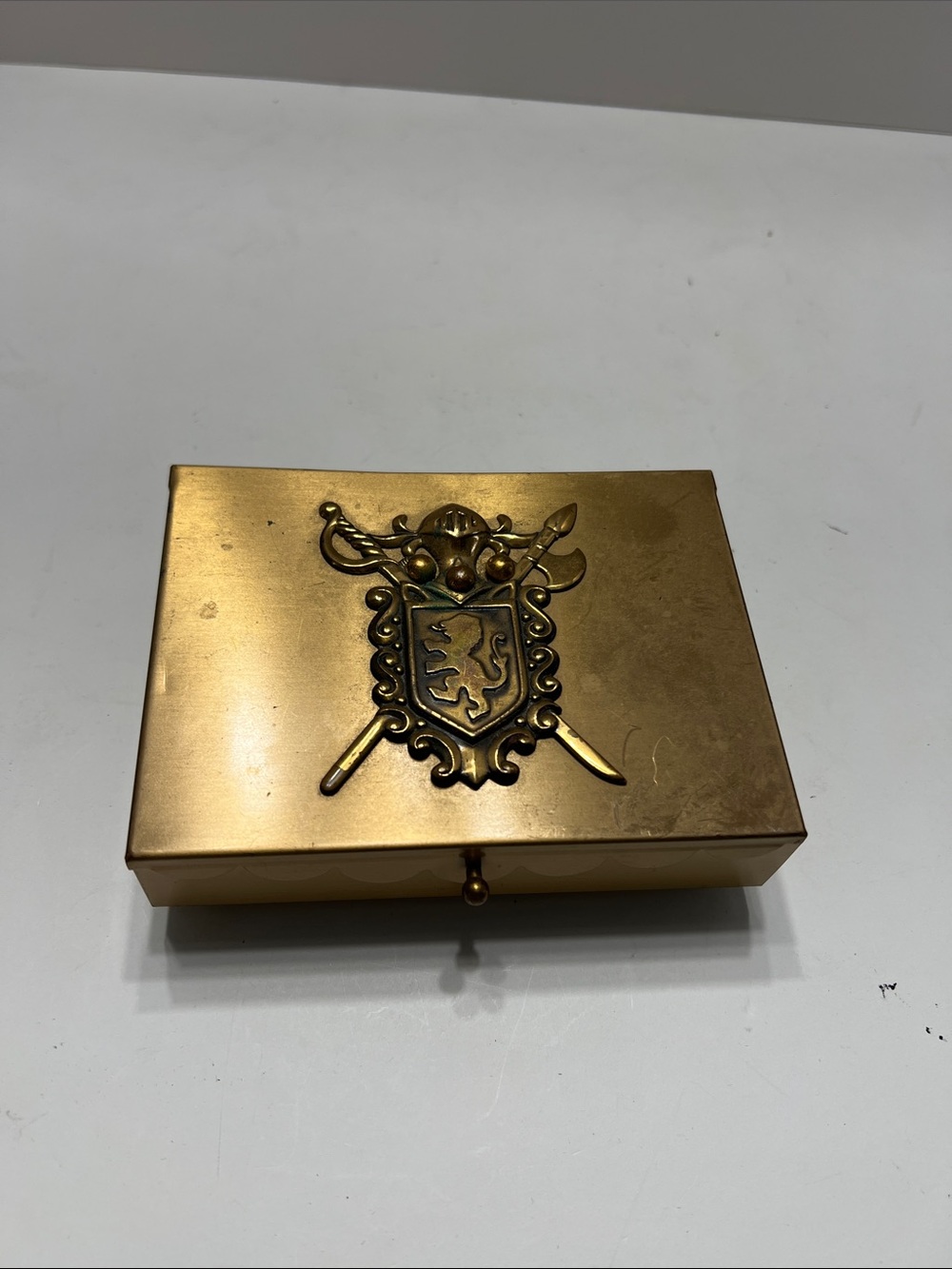 Men’s  Decorative Jewelry Box with Heraldic Crest - Gold color